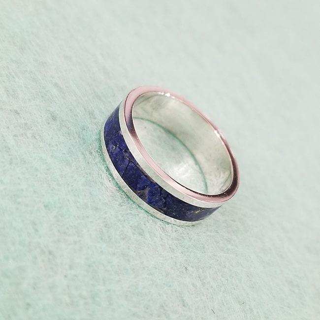 Sterling silver ring band with blue lapis lazuli inlay
