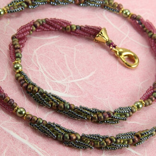 Magenta & midnight blue spiral rope beaded necklace