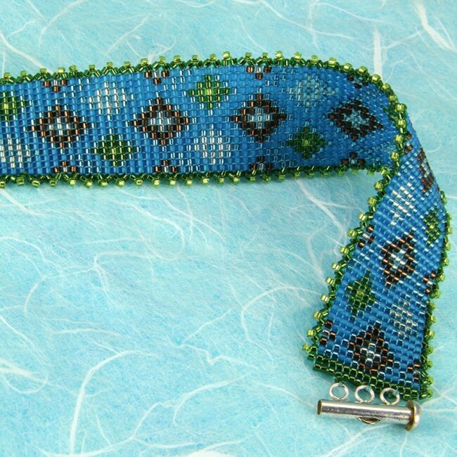 Square stitch beaded bracelet with diamond pattern